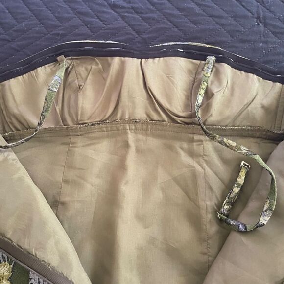 Dress “Apart”  - Picture 6 of 6